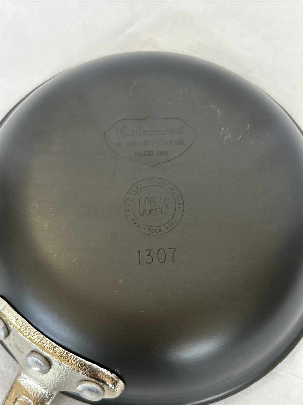 Vintage Calphalon 7″ Omelette Pan #1307/ C-10