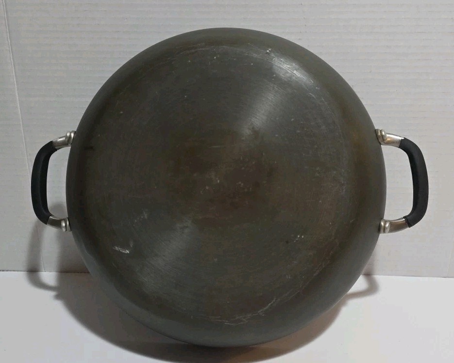 Cooking With Calphalon – 12″ Hard-Anodized Nonstick 1612 w/Glass lid