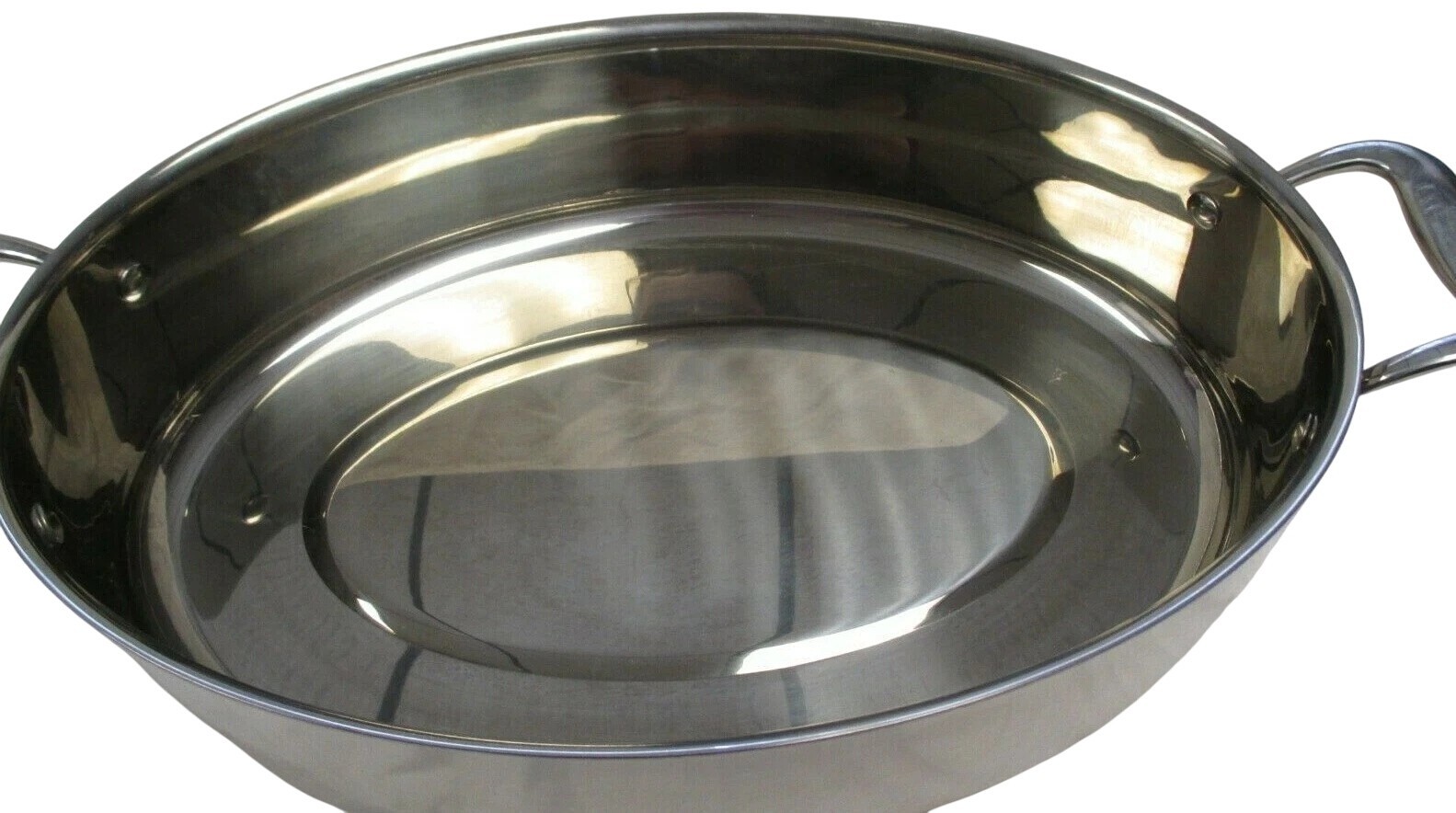 Tupperware Chef Series Oval 11.5X16.5 ” Stainless Steel Roaster Pan