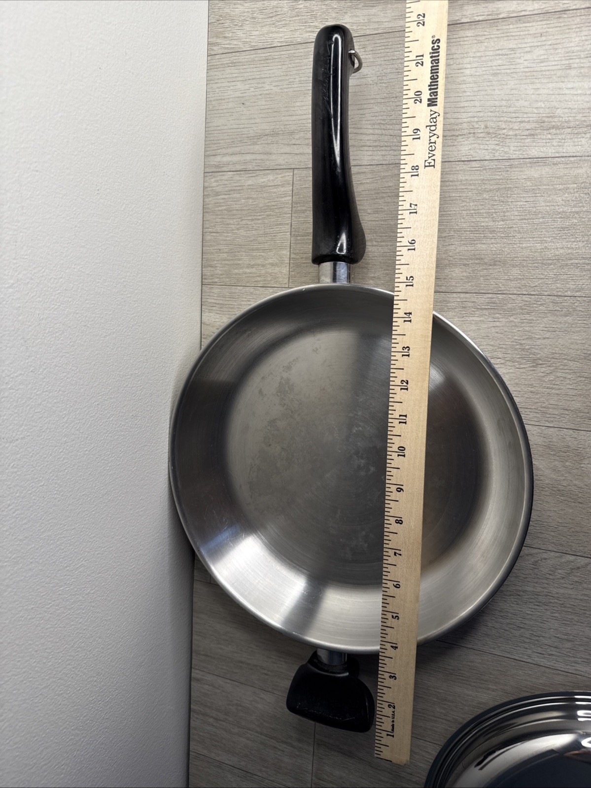 Saladmaster Skillet 11″ TP304-316 Surgical Stainless Steel Roaster Pan & Lid