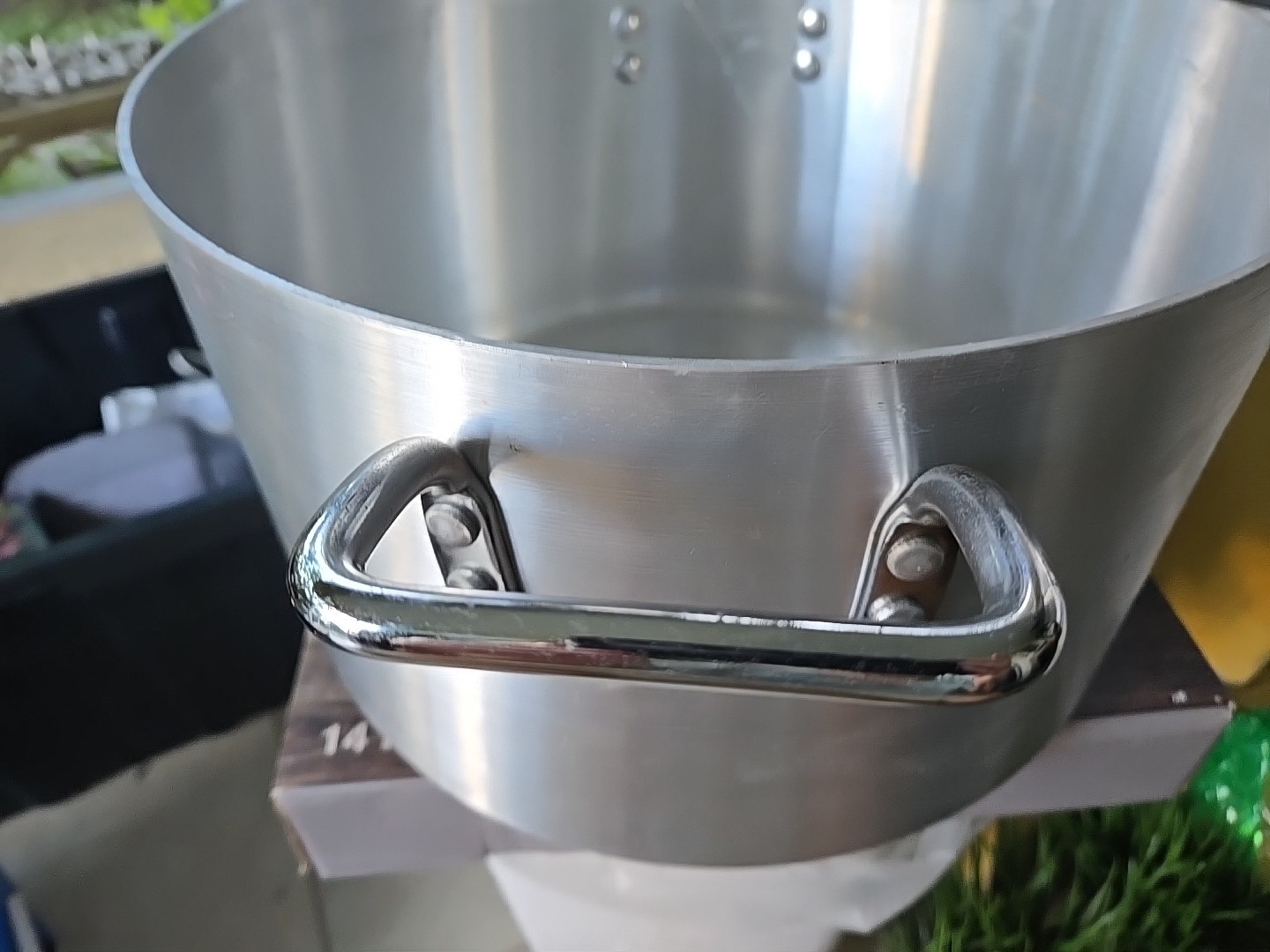 Vincent Int. Commercial X-Large Heavy Gauge Aluminum Pot 14×8″