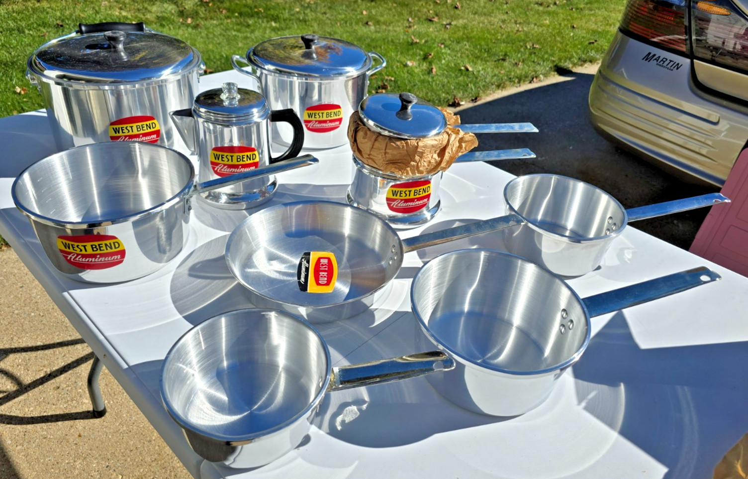NOS! 13 Piece Vintage West Bend Aluminum Cookware Set With Stickers! 1960s!