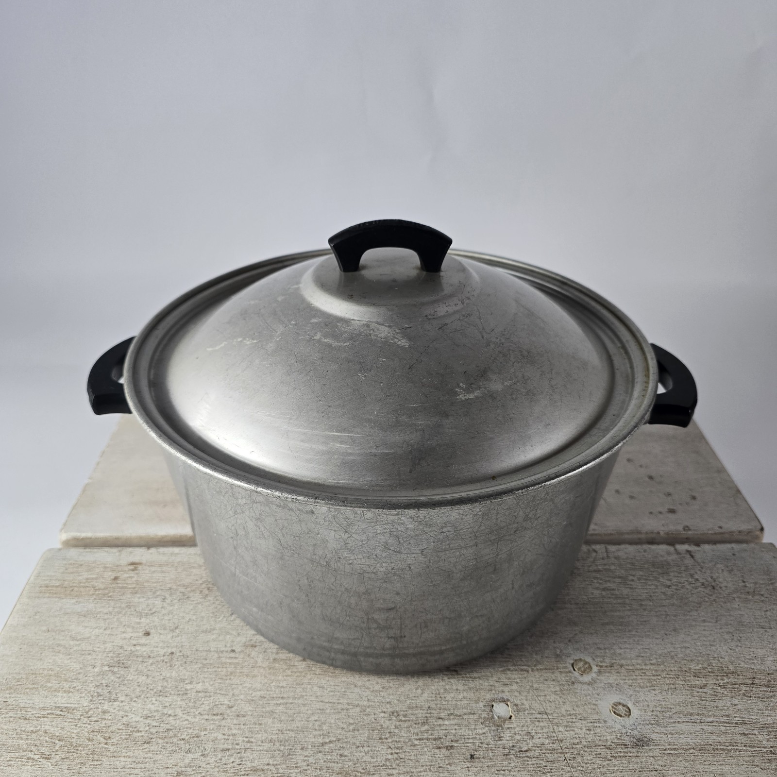 WEAR-EVER TACU #728 1/2 Large Aluminum Stock Pot Dutch Oven Made in USA 8 QUART