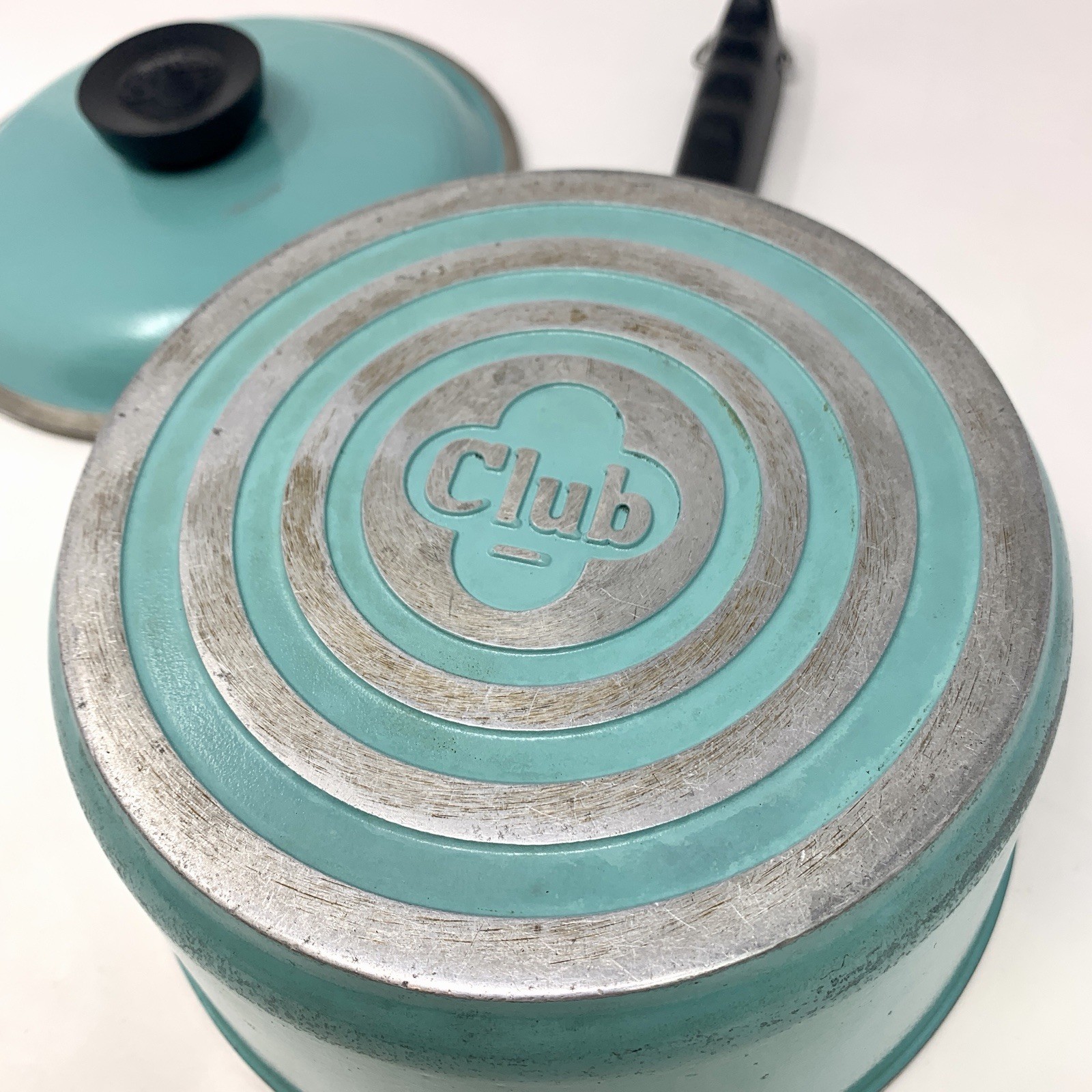 VTG CLUB Brand Pot With Lid. Turquoise-Teal Blue. 1.5 Quart Sauce Pan, 1960s USA