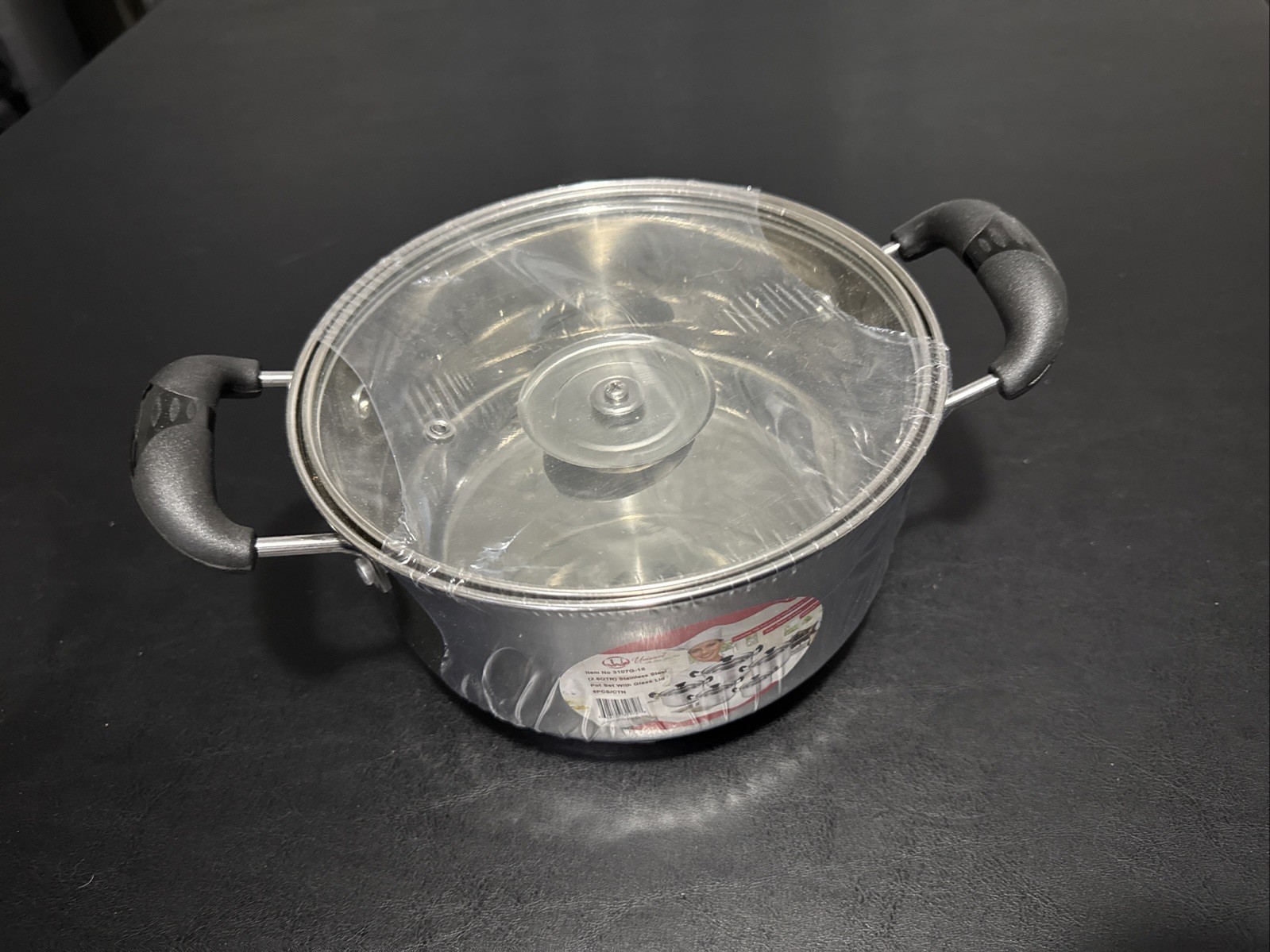 Uniware 2.8 Quart Stainless Steel Pot With Glass Lid
