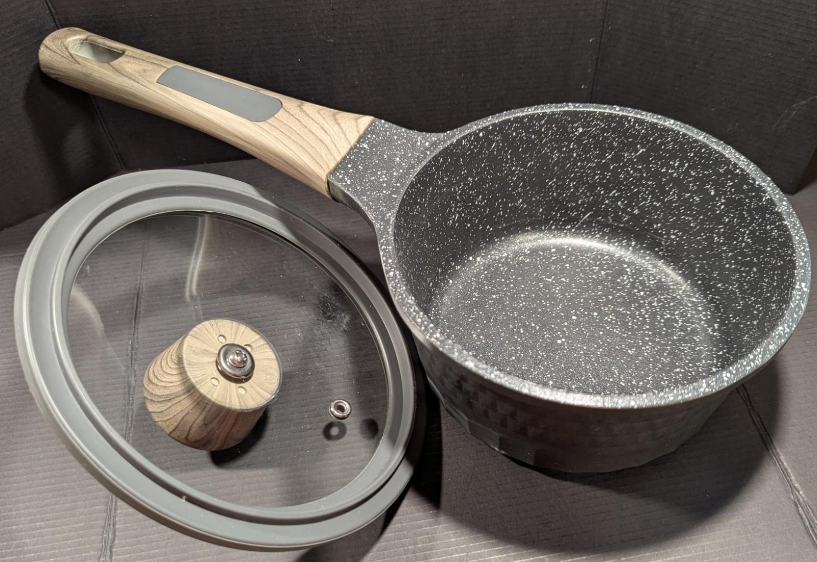 D&W Premium Deane & White 1.9 Qt Saucepan Glass Lid Wood Effect Handle 26.5.17-4