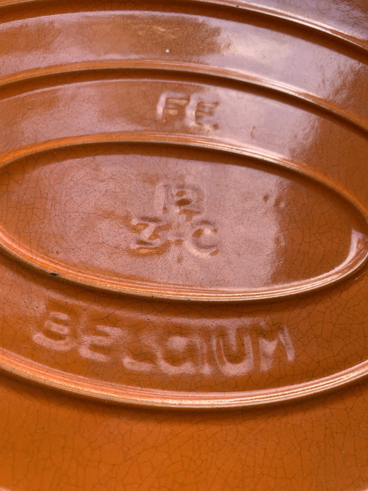 Descoware Cast Iron Enameled Flame Orange Oval Dutch Oven 4 qt Casserole Belgium
