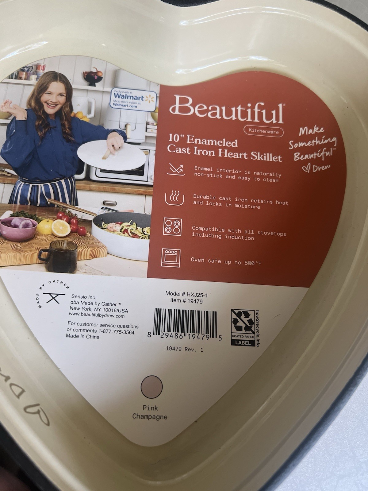 Beautiful 10in Enameled Cast Iron Heart Skillet Pink/Champagne Induction 500F