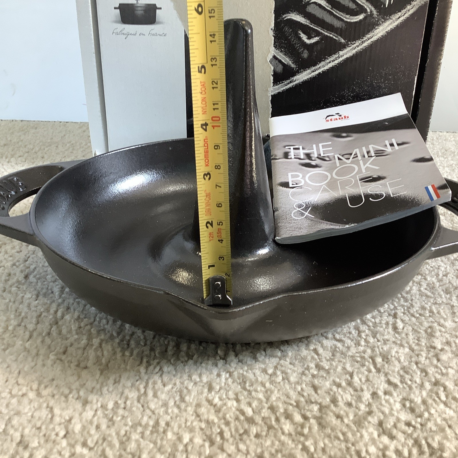Staub Cast Iron 9.5-inch Vertical Chicken Roaster Matte Black New In Box STSPE10