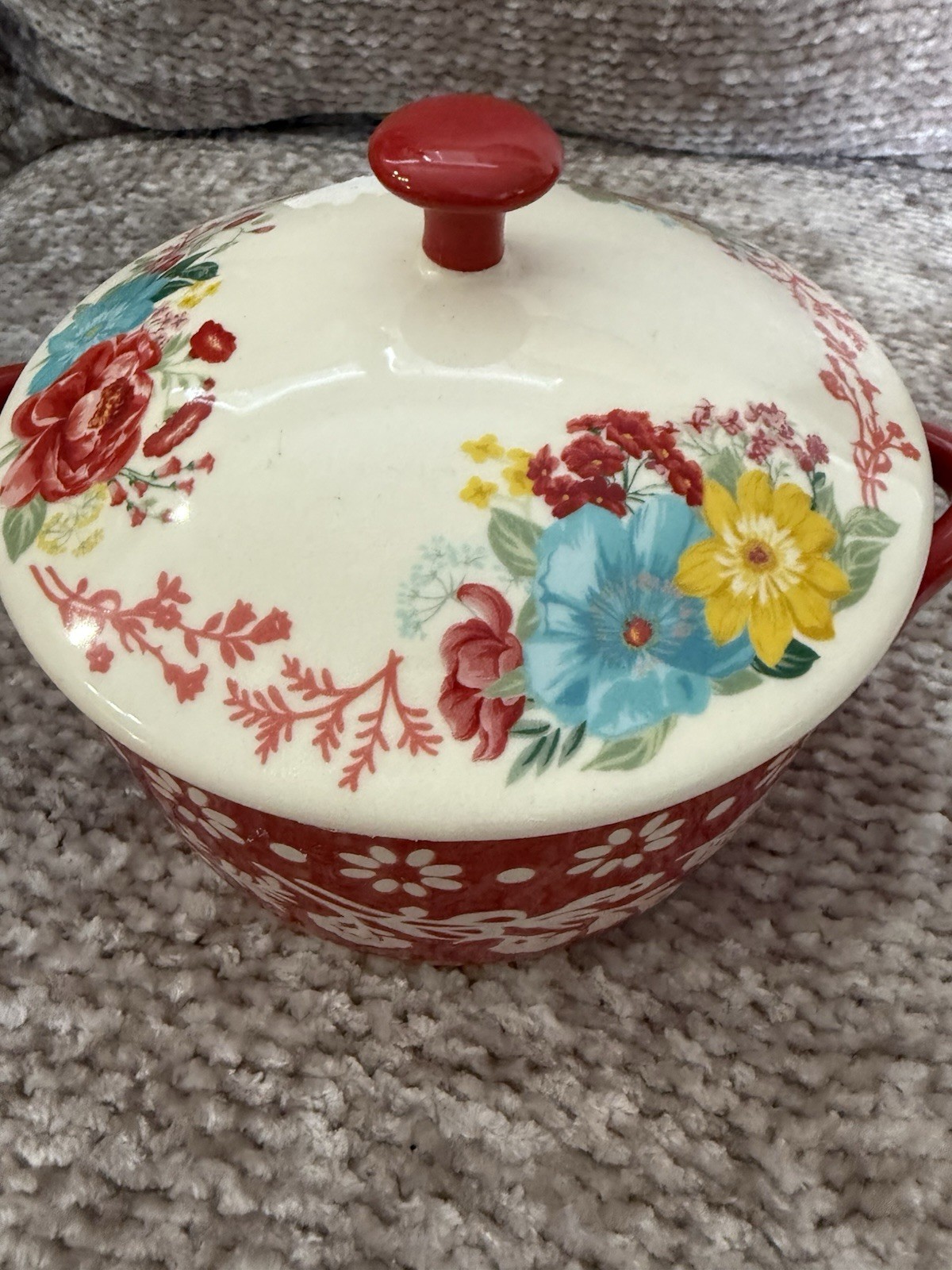 Pioneer Woman Fancy Flourish Mini Cocotte Lid 1 Quart Red Brand New Has Flaw