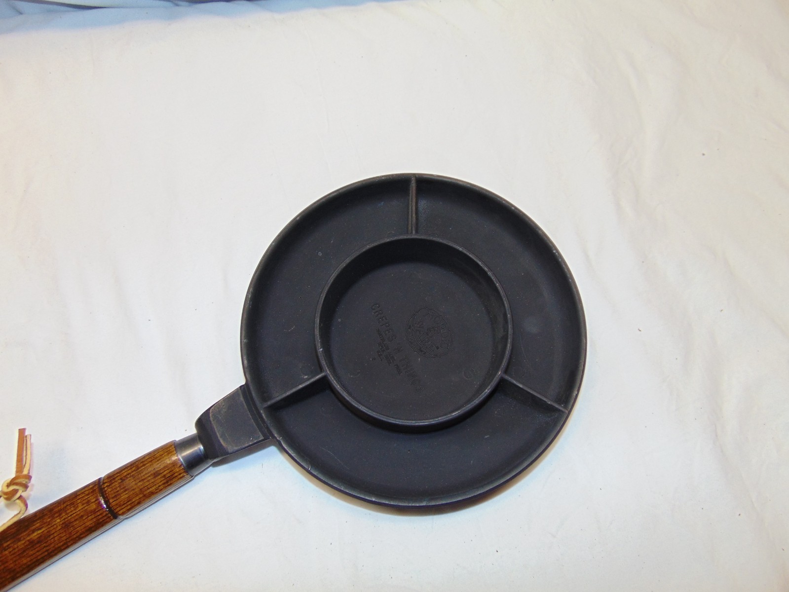 Vintage Nordic Ware Crepes ‘n Things Cast Aluminum Crepe Pan 17″ x 8.5″ wooden
