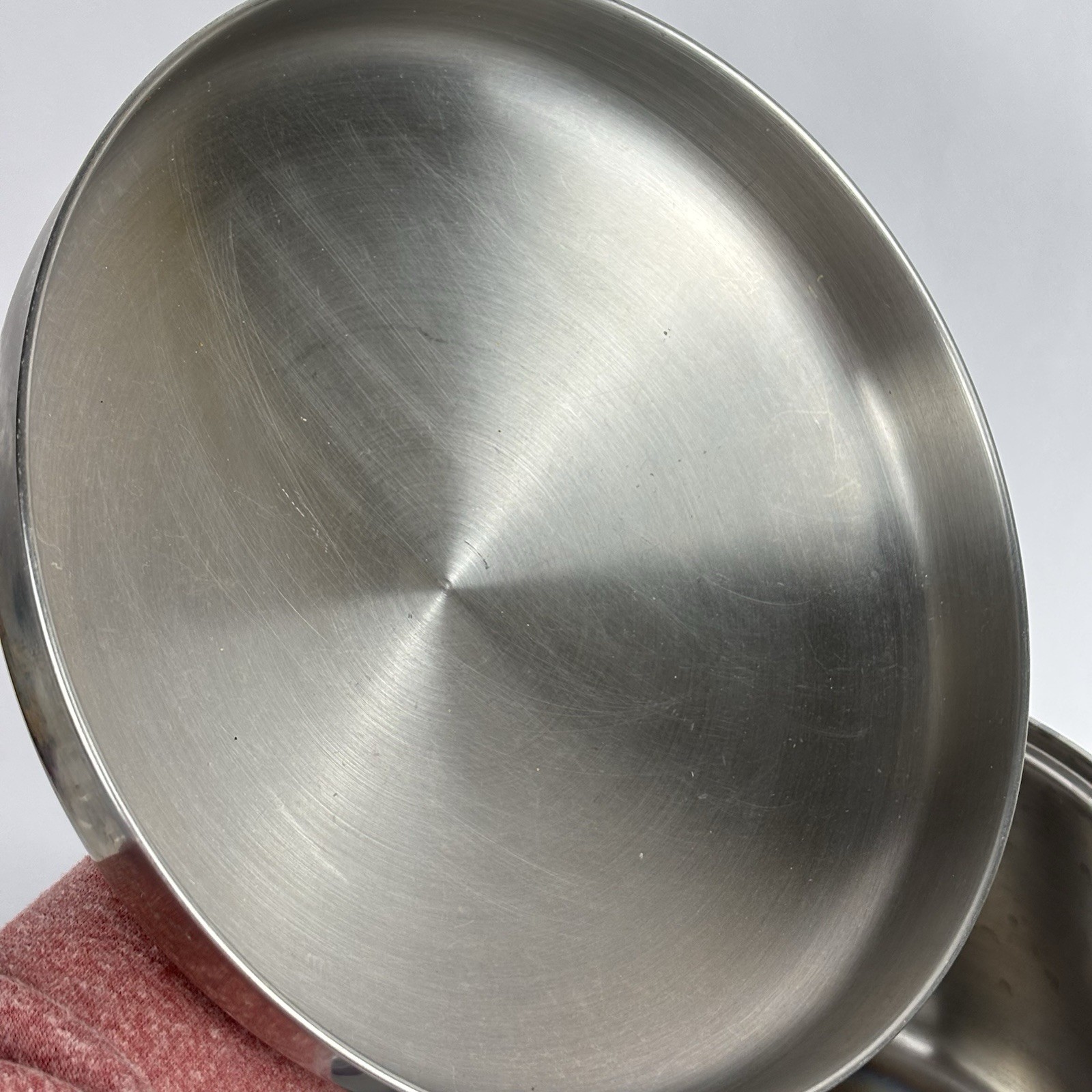 Vollrath Tri Ply 18-8 Stainless Steel Stock Pot Sauce Pan Approx 4 Quarts VTG