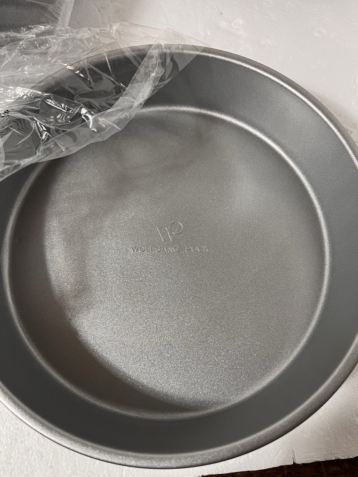 Wolfgang Puck 5‑Piece Nonstick Bakeware Set- 2 Round Cake, Loaf, Muffin, Square