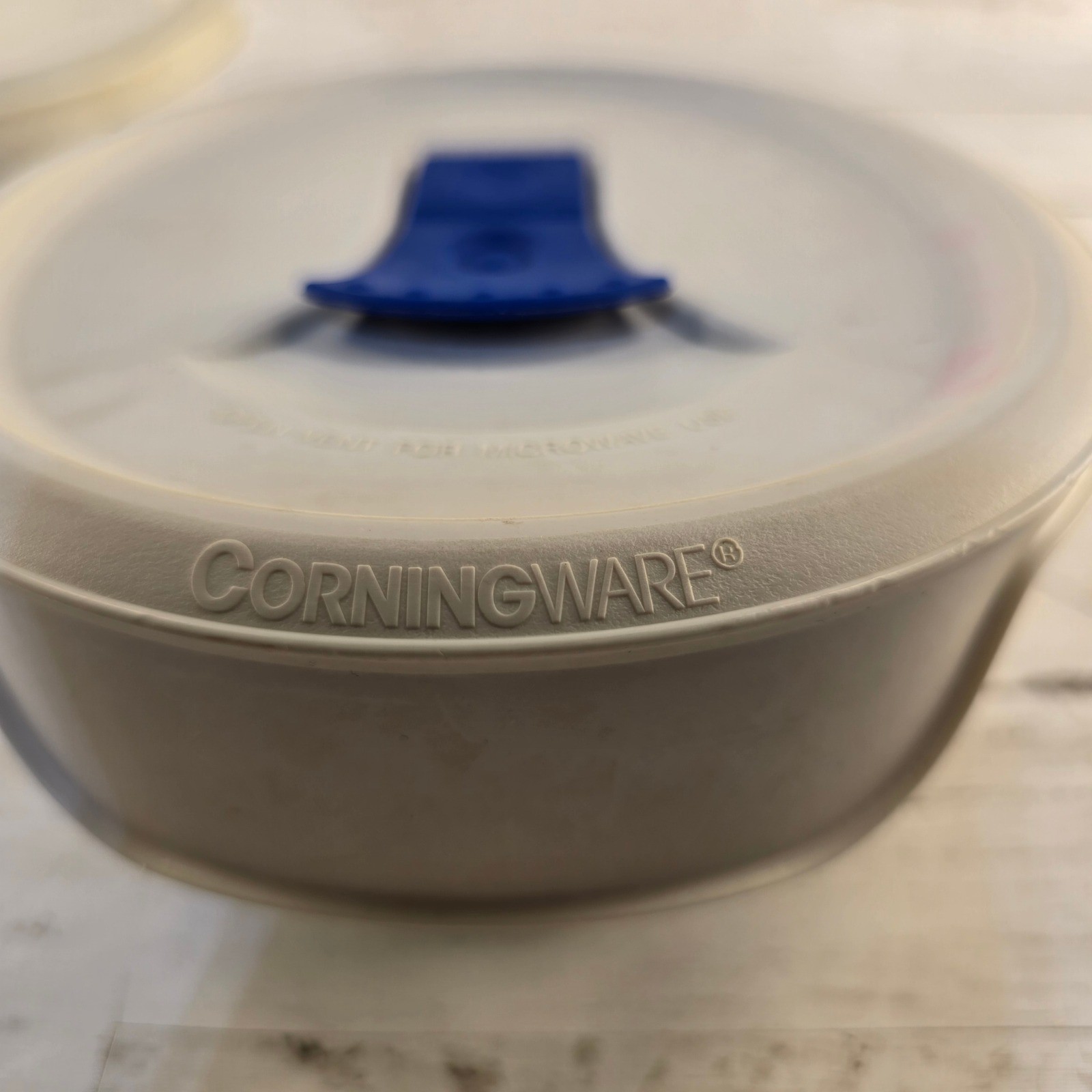CorningWare French White Stoneware Bowl Set 16oz 24oz with Vented Lids 2pc