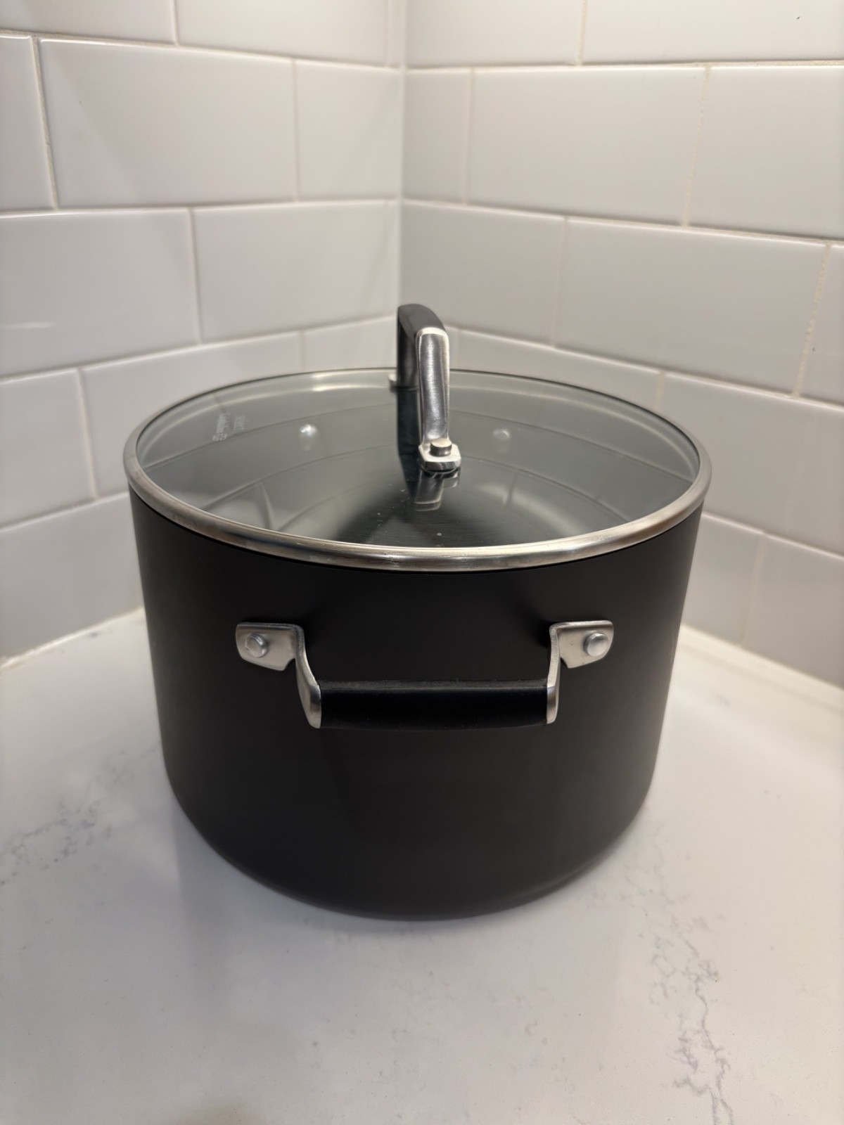 Select Calphalon 6 Qt. Stockpot with Lid #806 Black