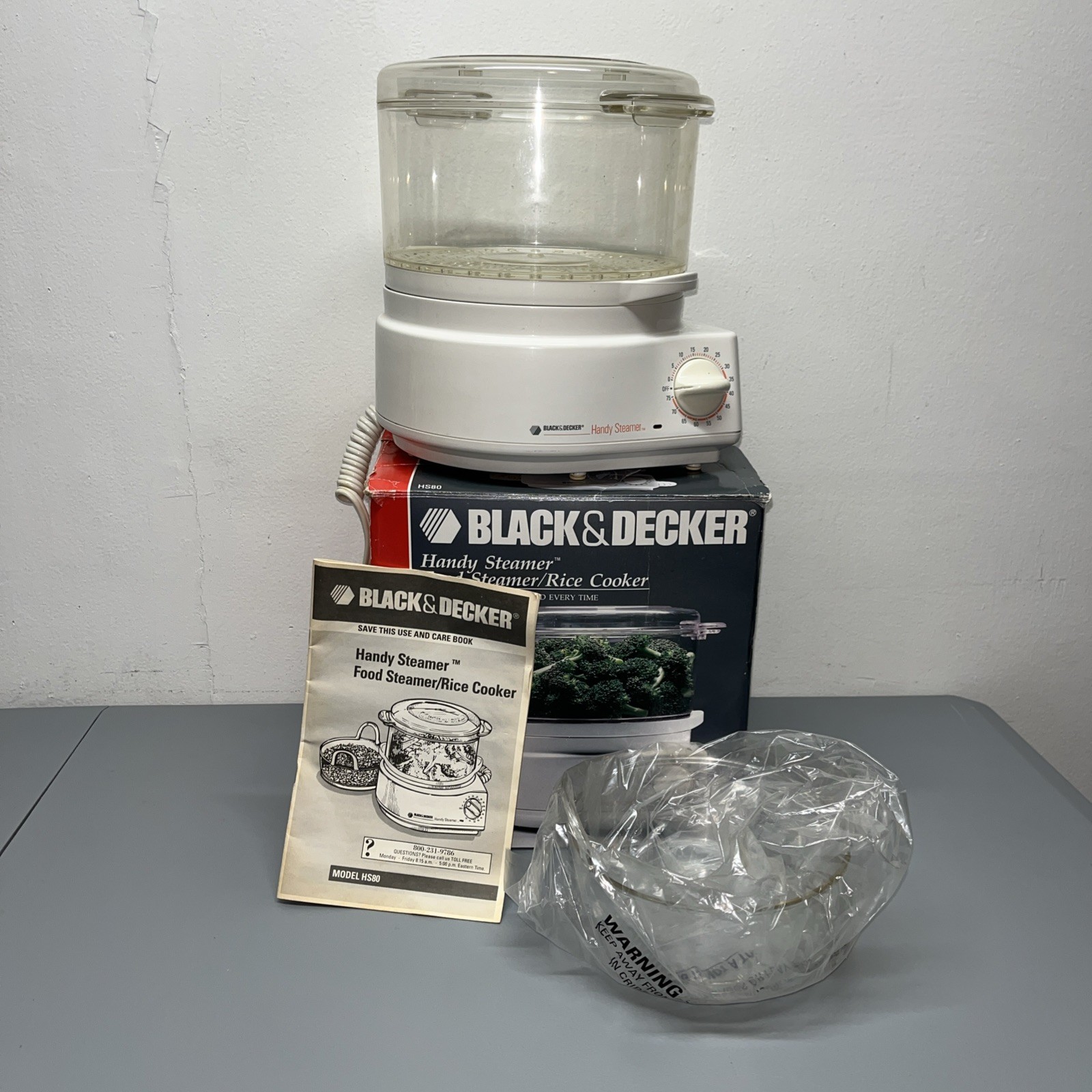 Vintage Black & Decker HS80 Handy Steamer Food Steamer/Rice Cooker Original Box