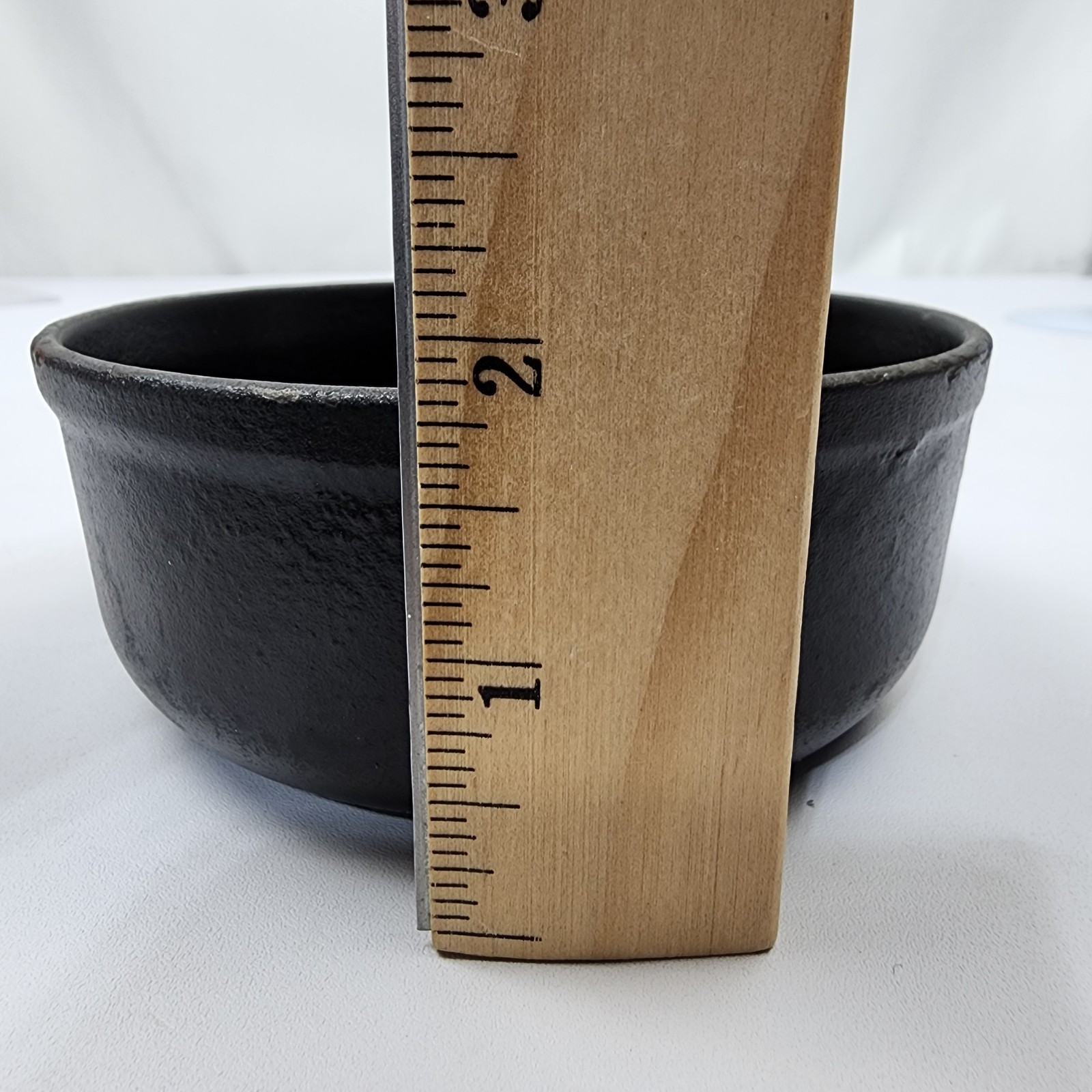 Staub Cast Iron 4.5 x 2″ Mini Round Pan #5 – Matte Back France 10 Teal Bottom