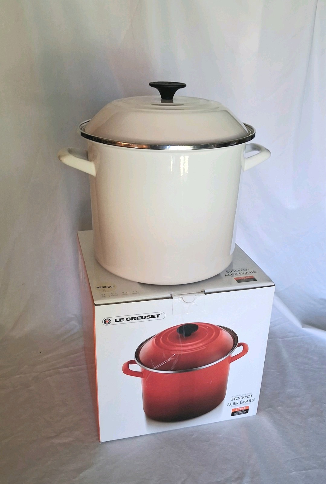 Le Creuset Large Stock Pot Enamel On Steel, Meringue White 10qt With Lid, Box