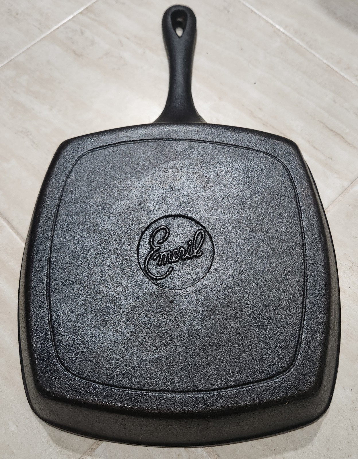 Emeril Cast Iron Grill Pan 10″ Square Stovetop/Induction In/outdoor 1.75″ Depth