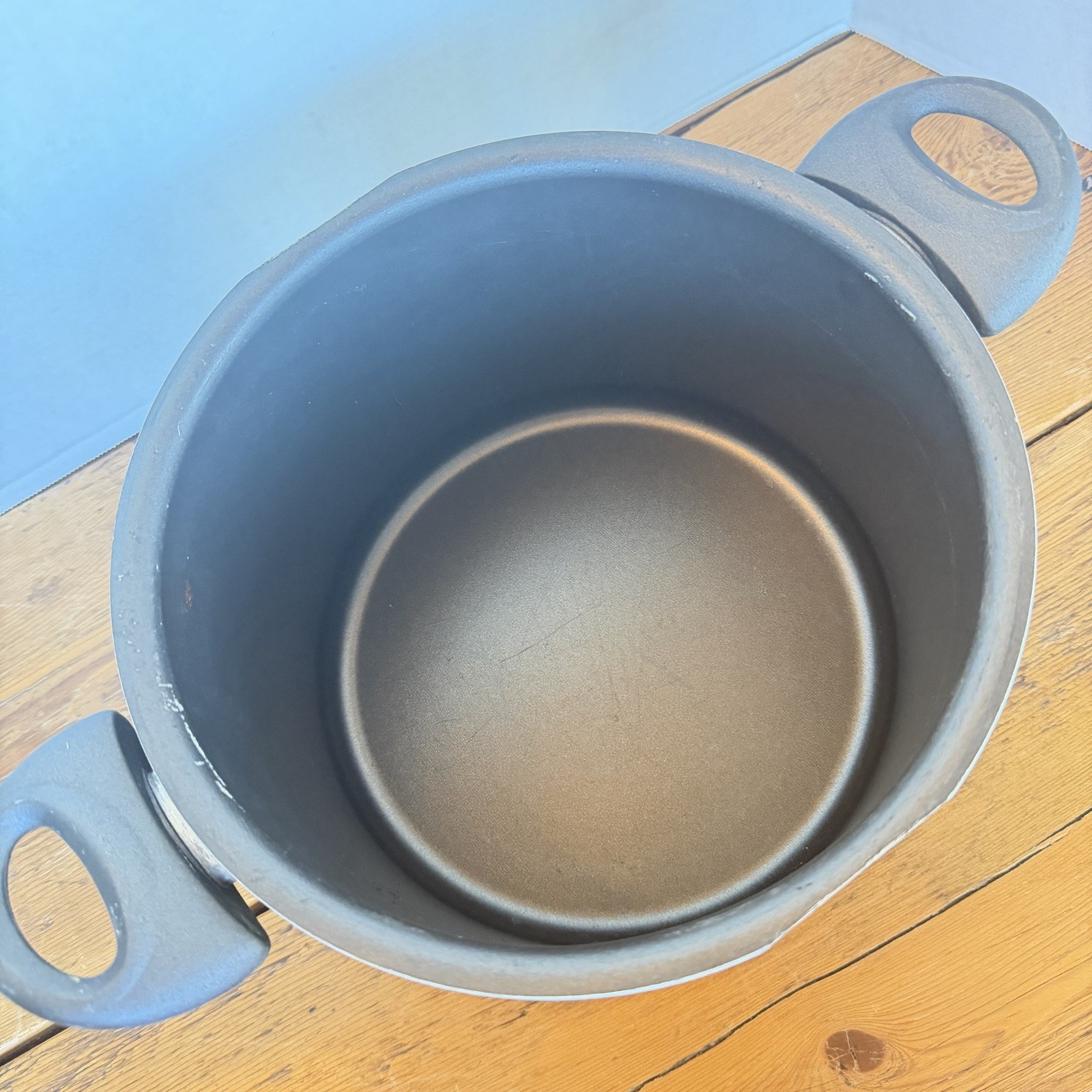 Megaware Black Stock Pot With Strainer Lid 6” Tall Made In Italy