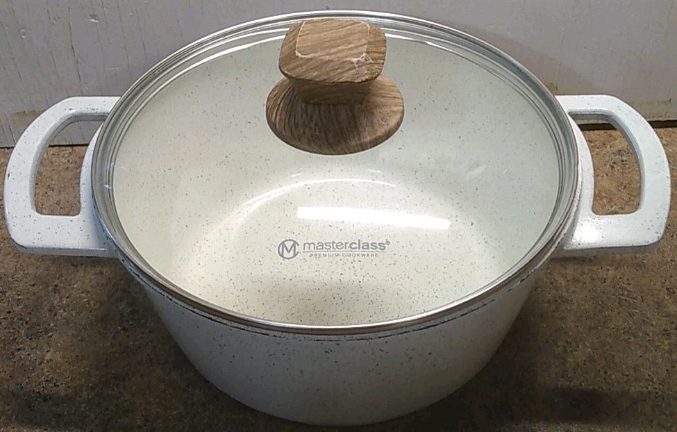 Masterclass Premium Cookware Collection 10″ Casserole Pan Pot New