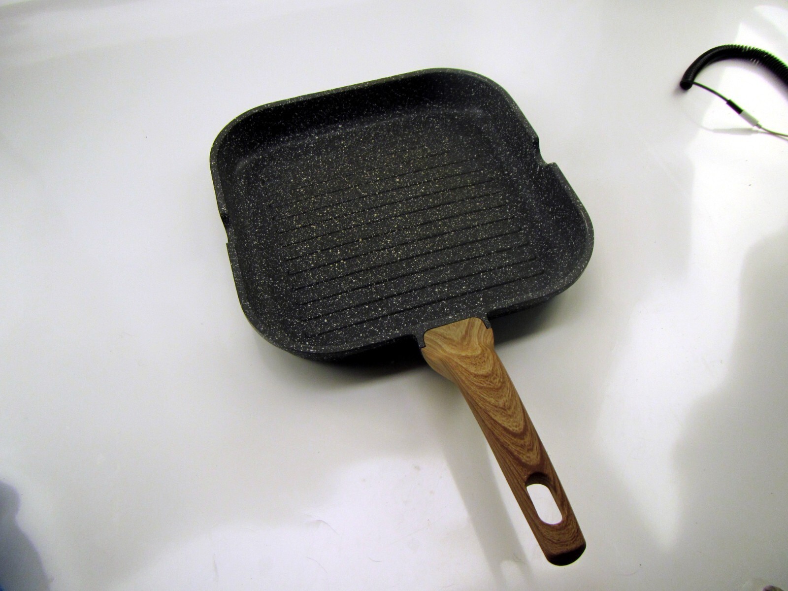 Natural Elements Woodstone 12″ Square Cast Aluminum Nonstick Grill Frying Pan