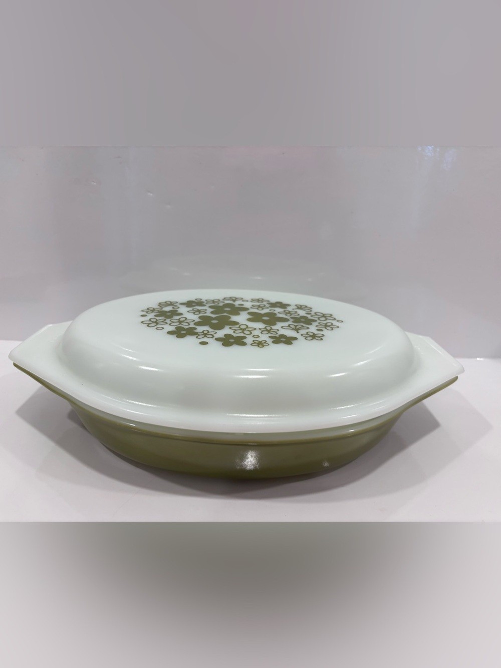 Vintage Pyrex 082 spring blossom green crazy daisy 1qt divided casserole w lid
