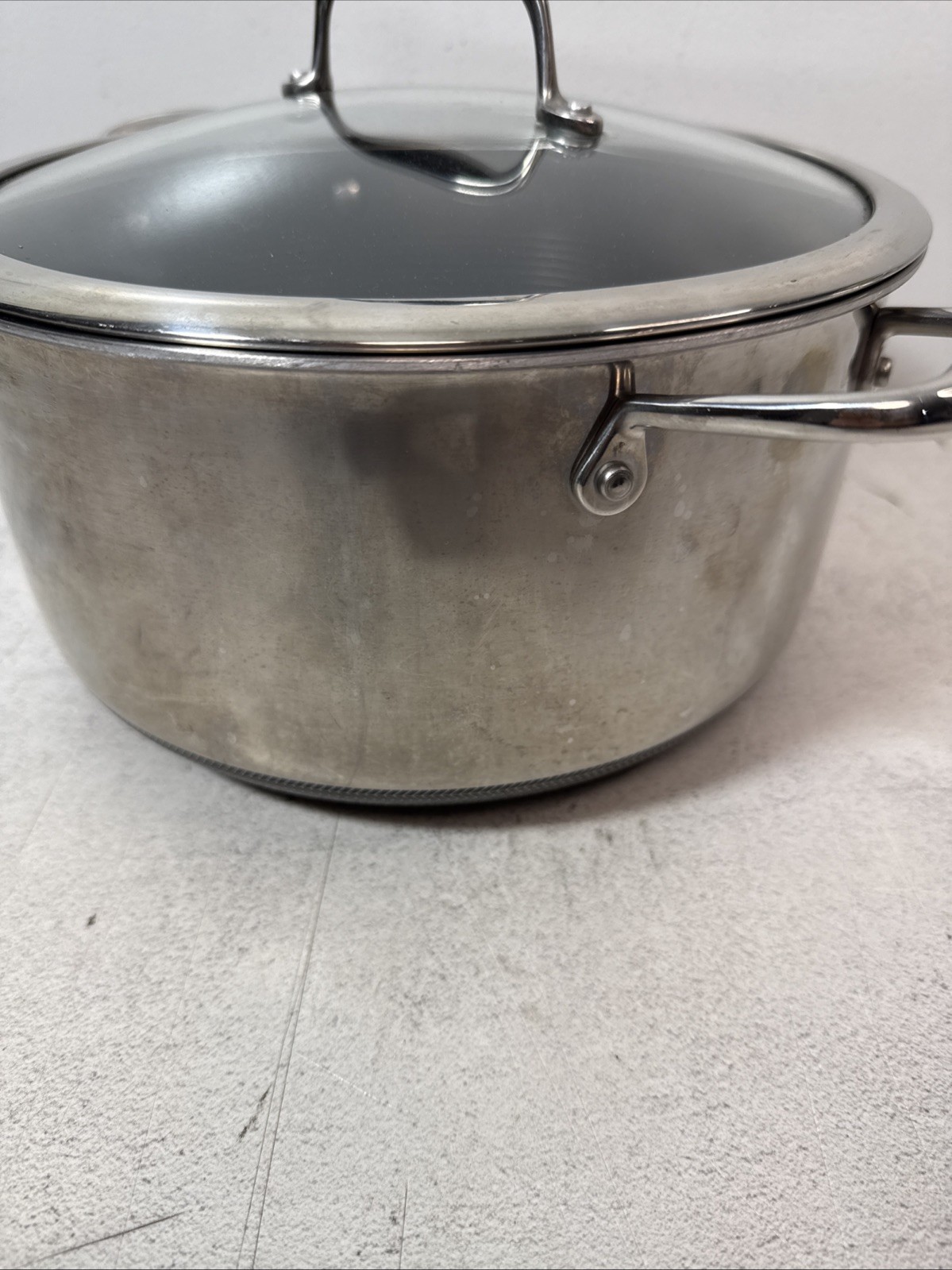 Hexclad 8 Quart Stock Pot 8 QT Pan Nonstick – With Lid. ***See Description