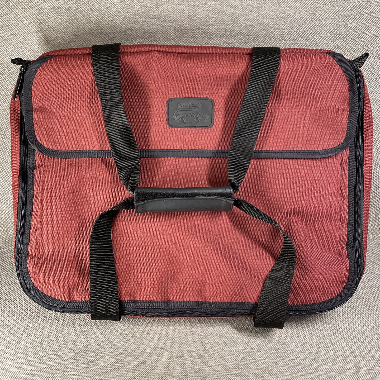 Pyrex Portables Carrier Tote BAG ONLY Casserole Hot Cold Insulated 15.5 x 12 x 3