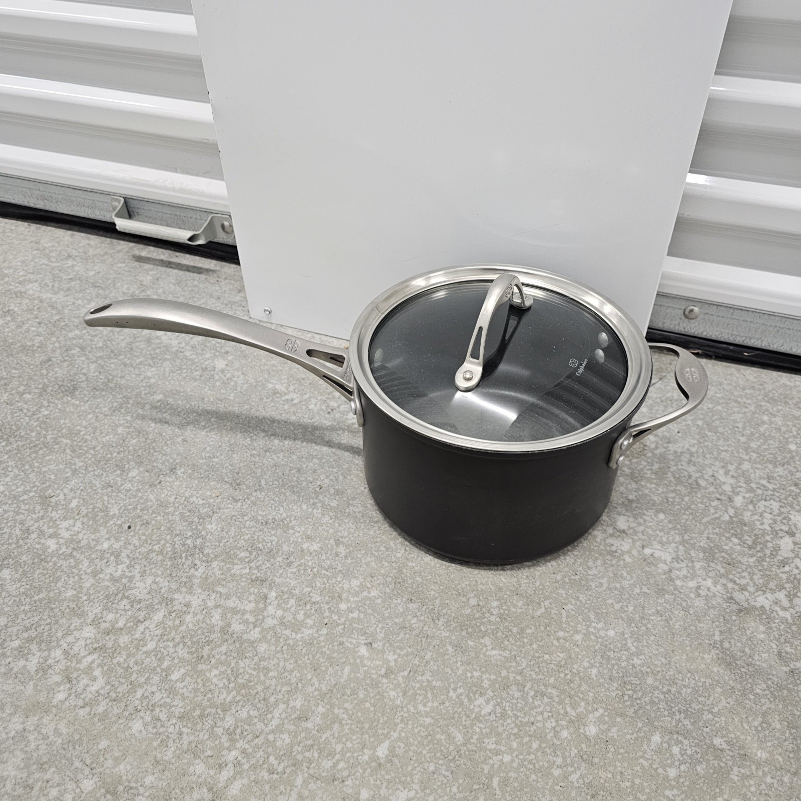Calphalon Nonstick 4.5 QT Pot With Lid