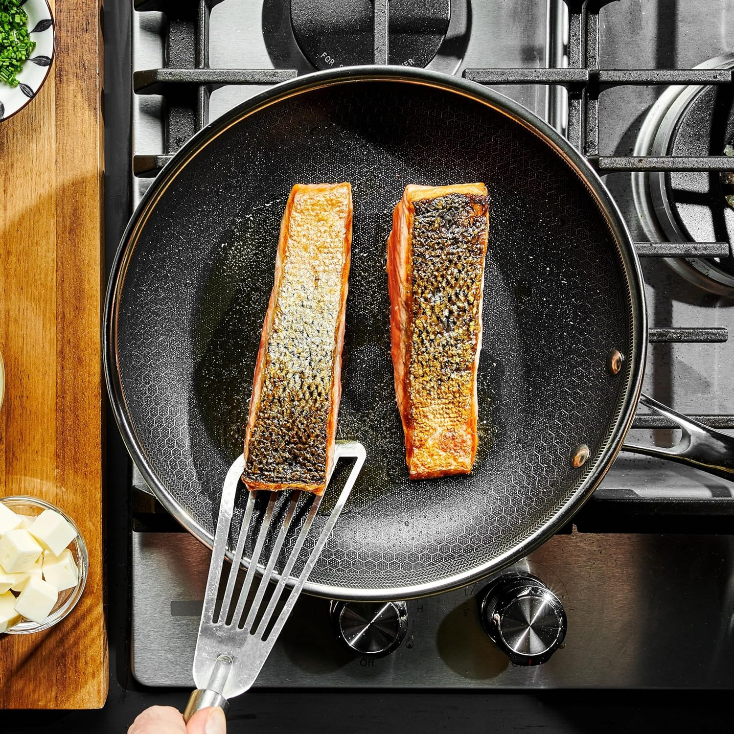 10-Inch Hybrid Nonstick Frying Pan with Lid, Oven-Safe & Induction Ready