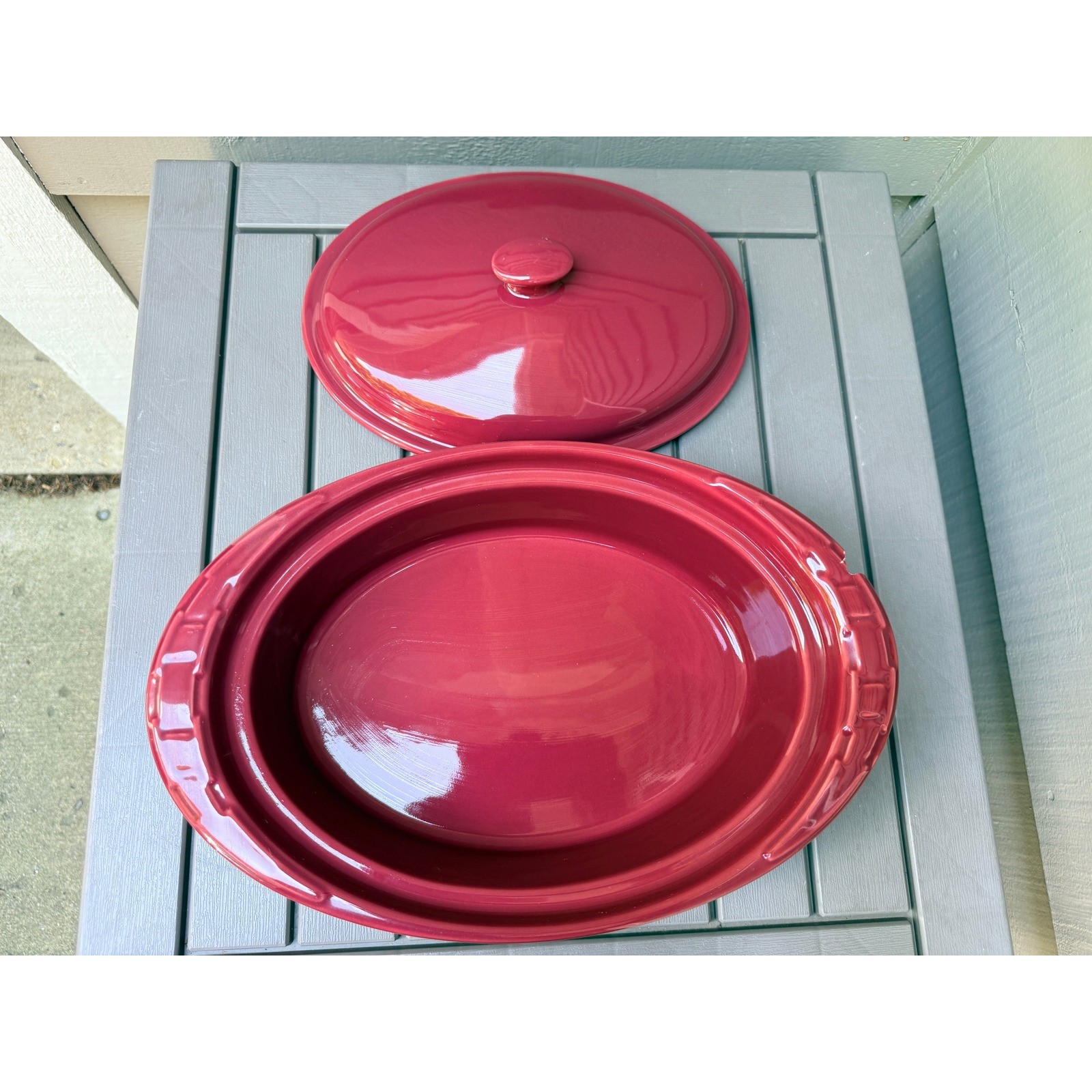 Longaberger Pottery Woven Traditions Cranberry Red Oval Lidded Casserole Dish