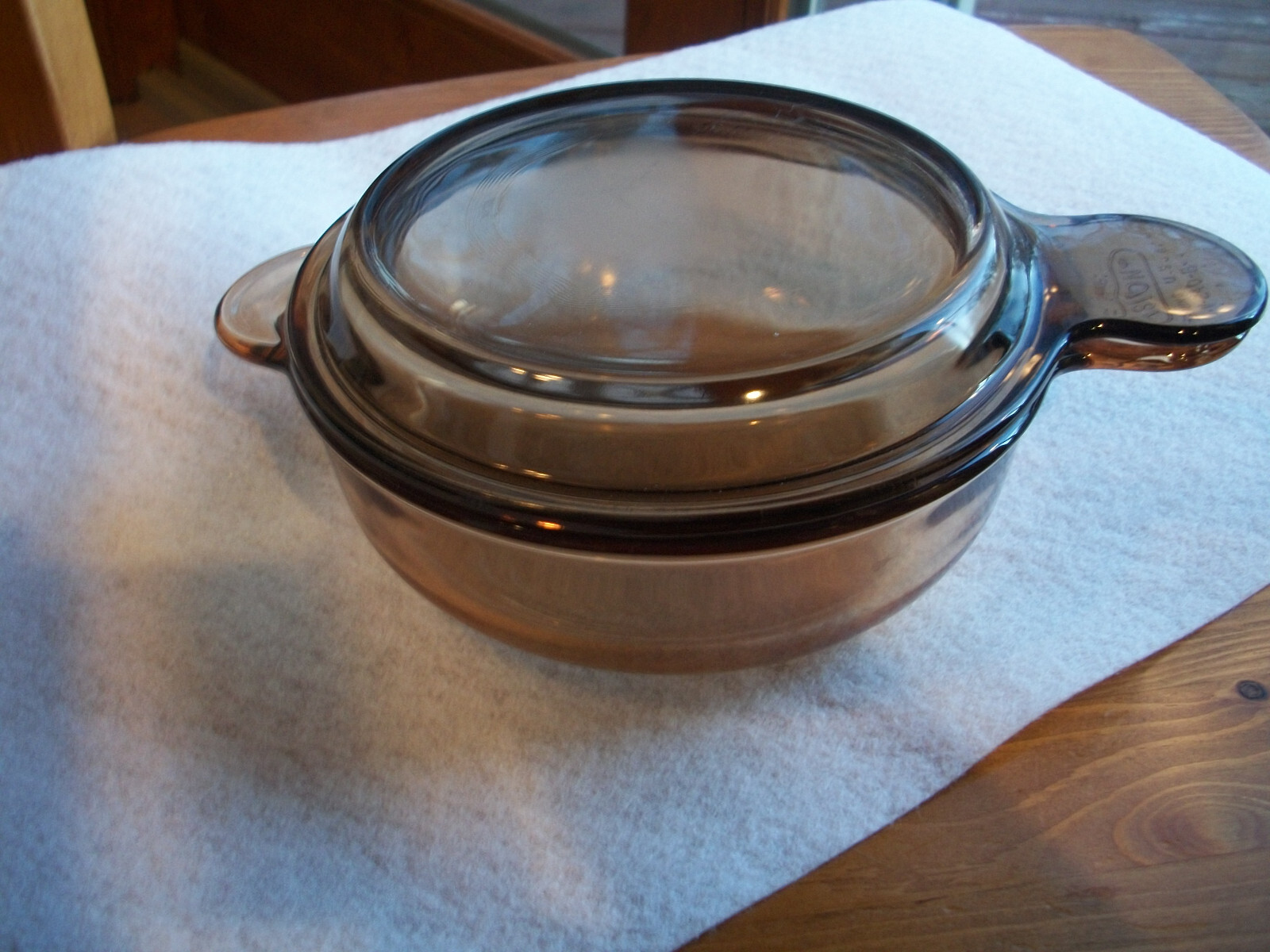 CORNING WARE PYREX VISIONS BROWN AMBER GLASS V-240-B GRAB IT BOWL WITH P240C LID