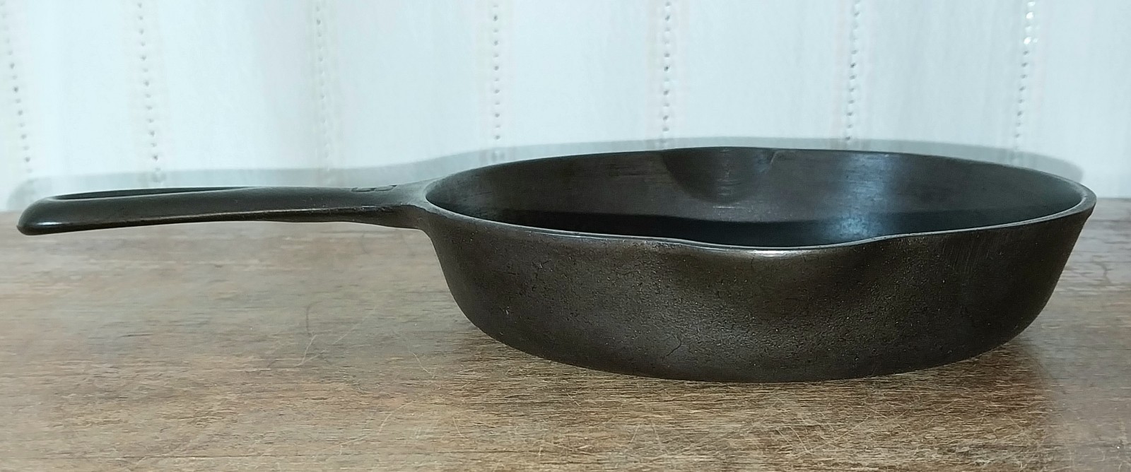 “NICE” 1930-1939 No.3 GRISWOLD 709 Large Block Logo Smooth Bottom Skillet “FLAT”