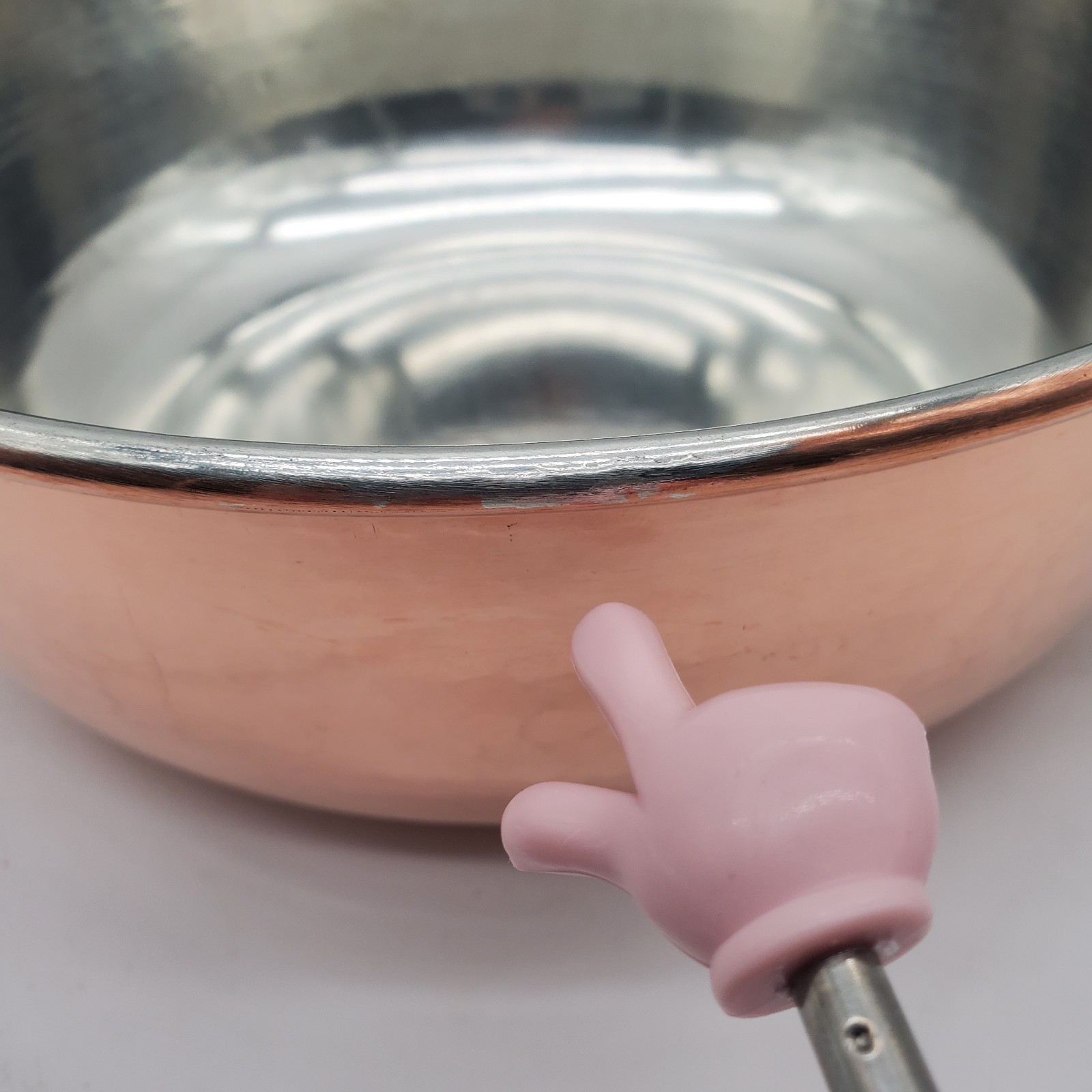 Ruffoni Historia Disney© Hammered Copper Chef Pan with Minnie Knob 4-Qt. Read