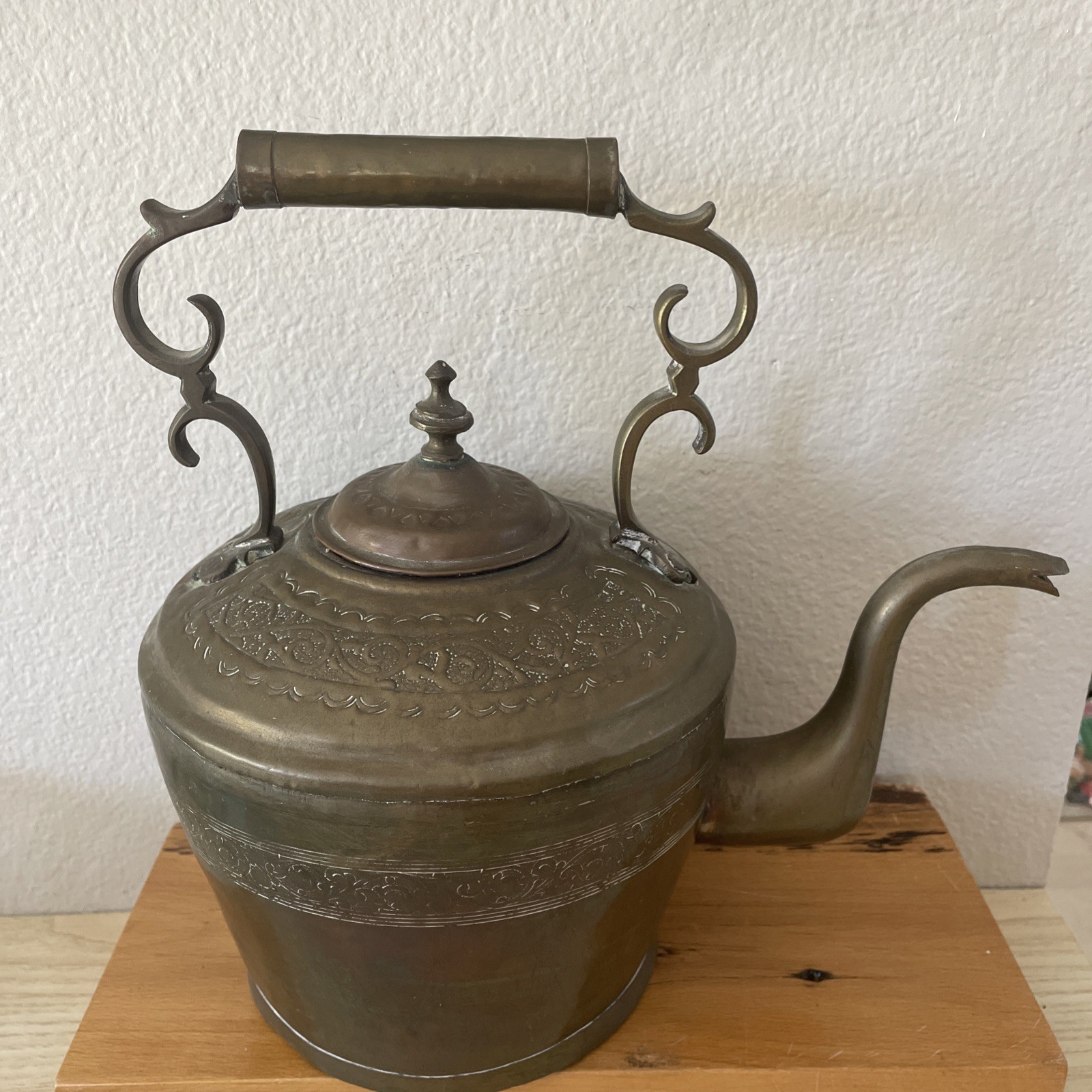 Kettle Teapot Early 20th Century French England Country Brass Sz L 11”H Engraved