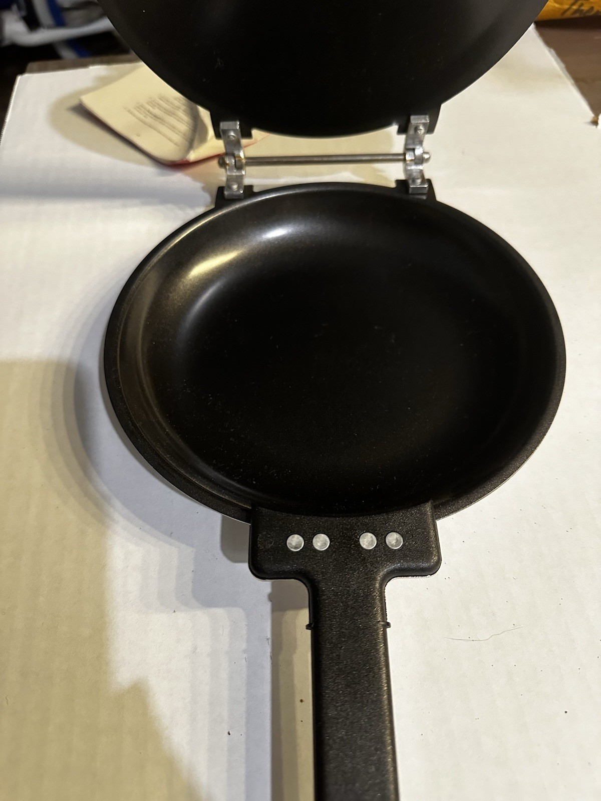 Perfect Pancake Non-Stick Easy Clean Pan Set w Dispenser No Box