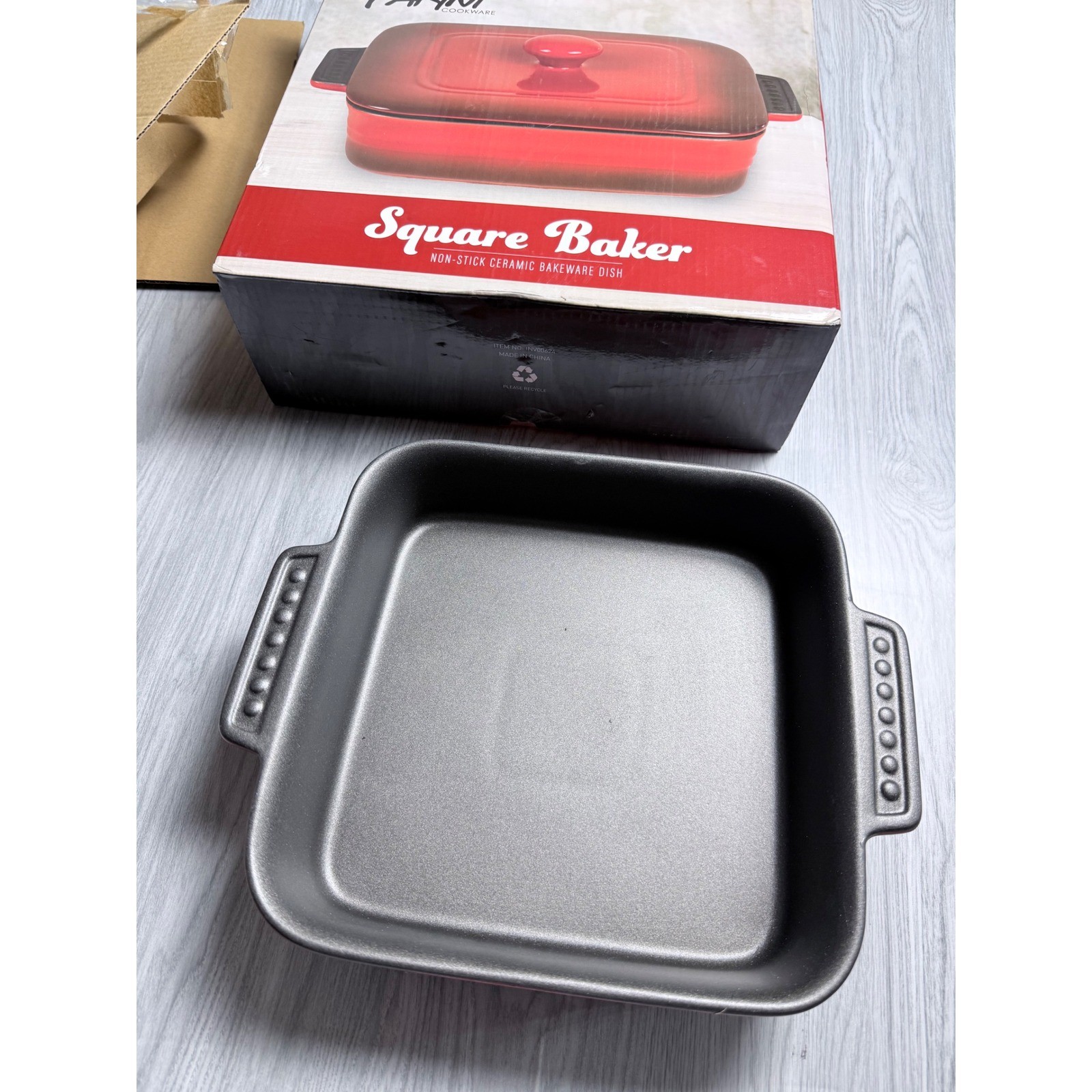 Parini Cookware Square Baker Non-Stick Ceramic Baking Dish with Lid Red Ombre