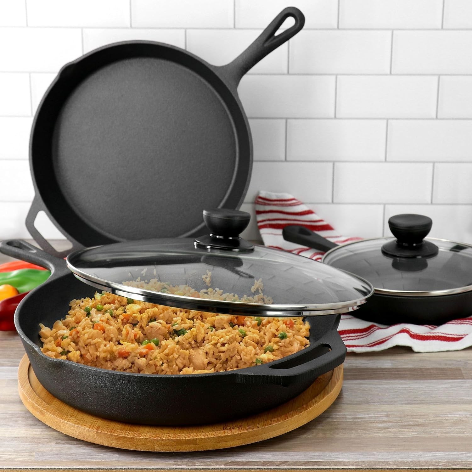 MegaChef 13 Piece Pre-Seasoned Cast Iron Skillet Set Tempered Glass Lids Silicon