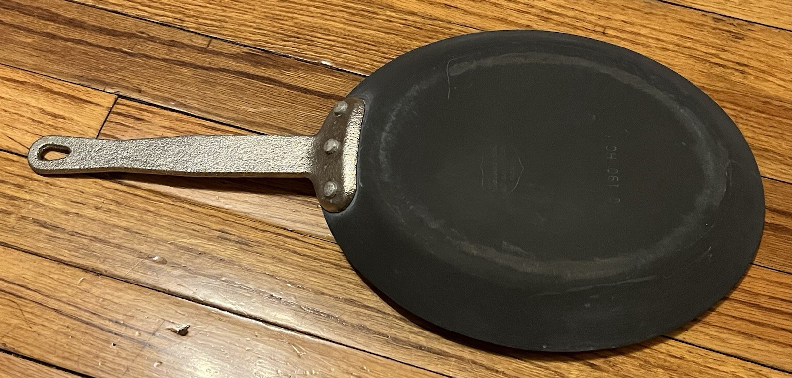Commercial Aluminum Cookware G 190 HC 10″x8″ Oval Skillet Pan