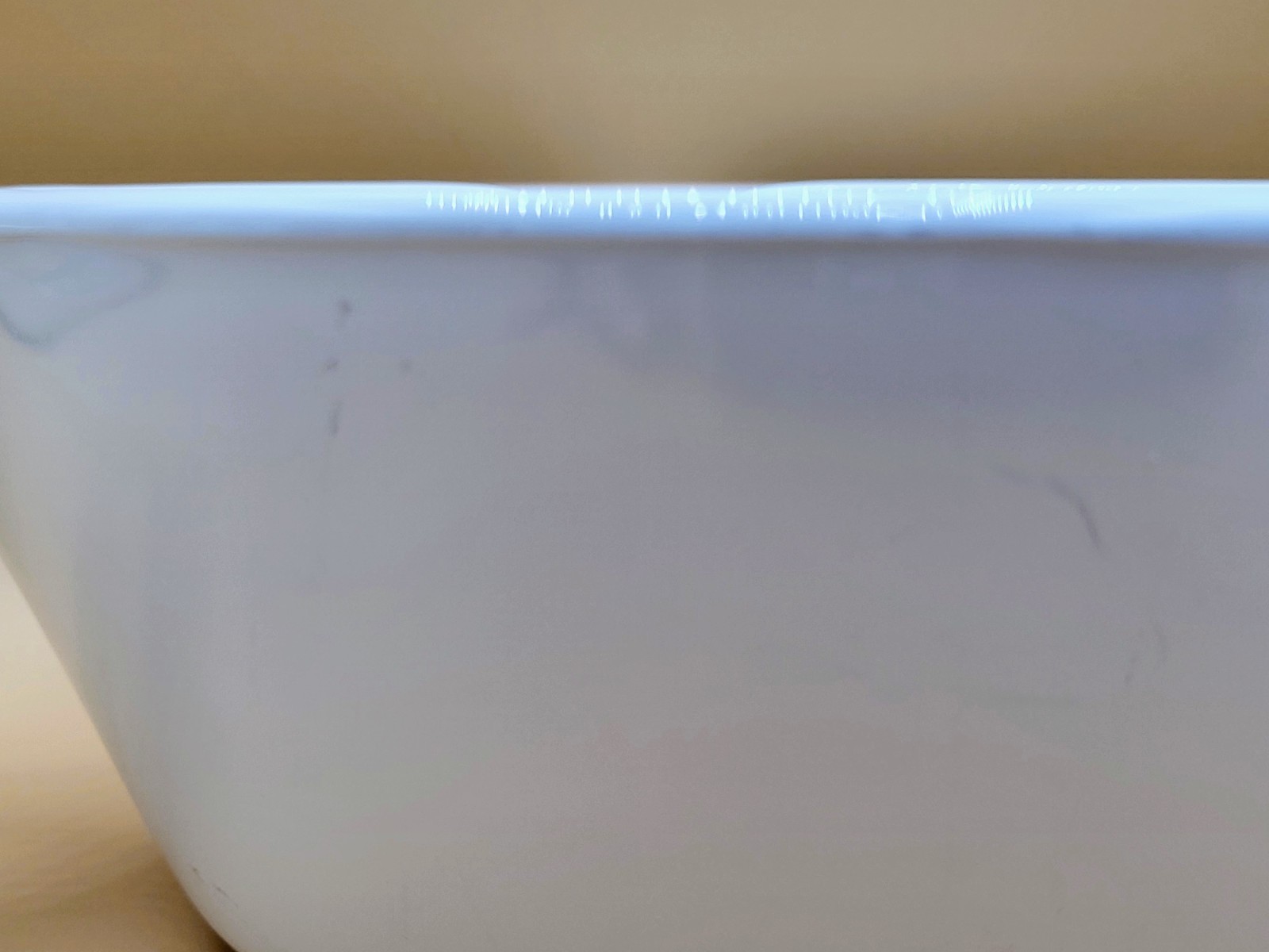 Vintage Corning Ware #P-89-B White Coupe 2.5 Cup Sauce Pan with Pour Spout