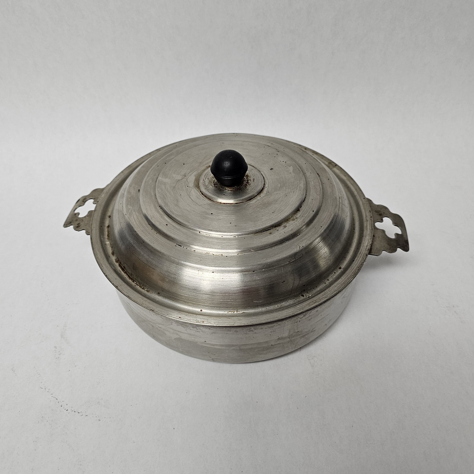 Vintage Aluminum Casserole Pan Pot Dish w/ Lid & Handles – 8″ Diameter