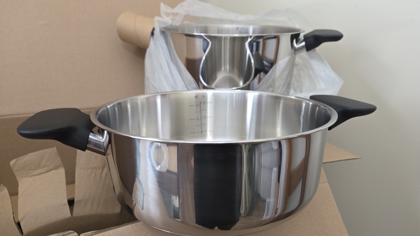 NEW IN BOX Tupperware Daily Universal Cookware Set of 3