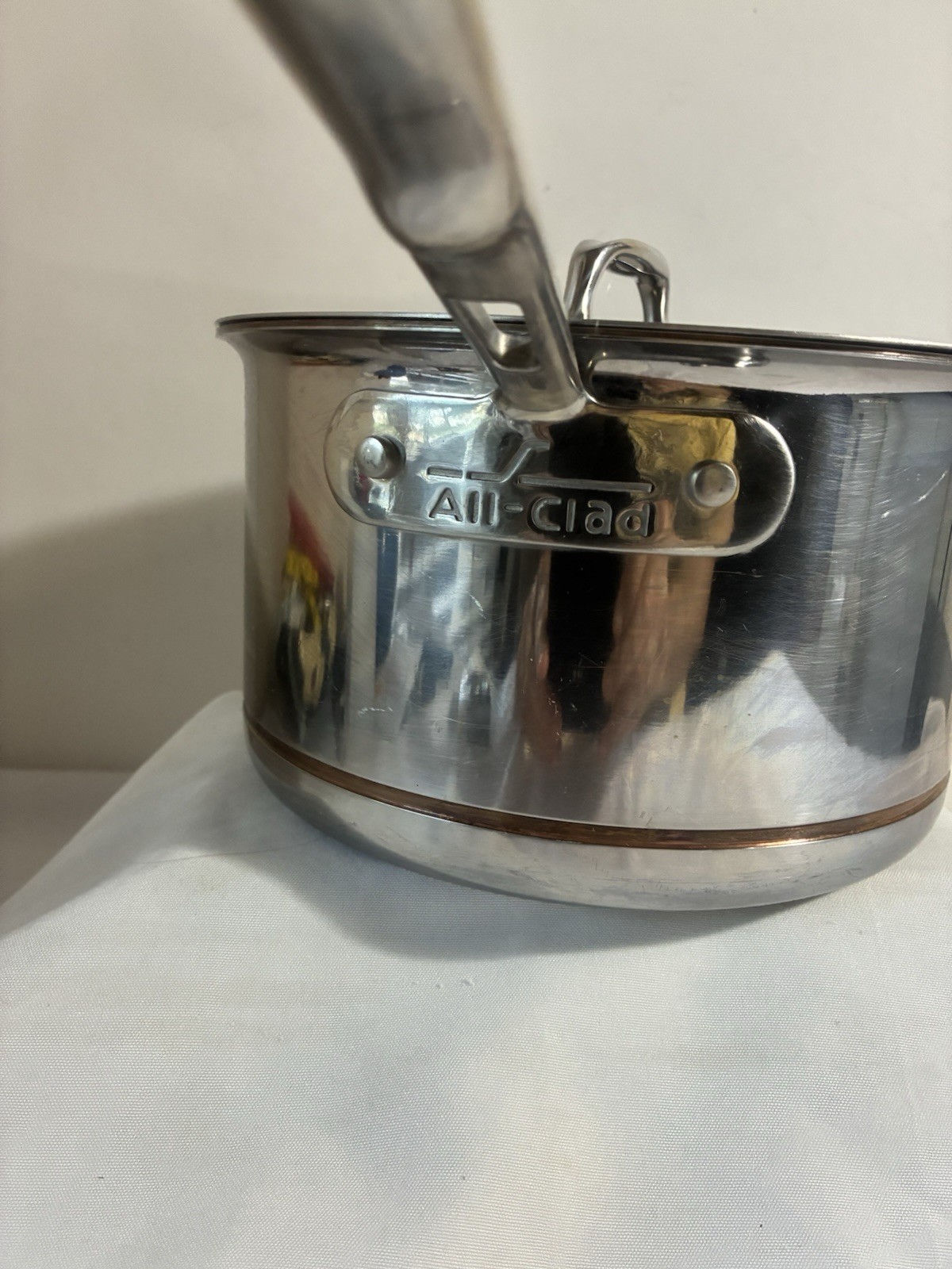 ALL CLAD COPPER CORE 4 QT SAUCE PAN WITH LID