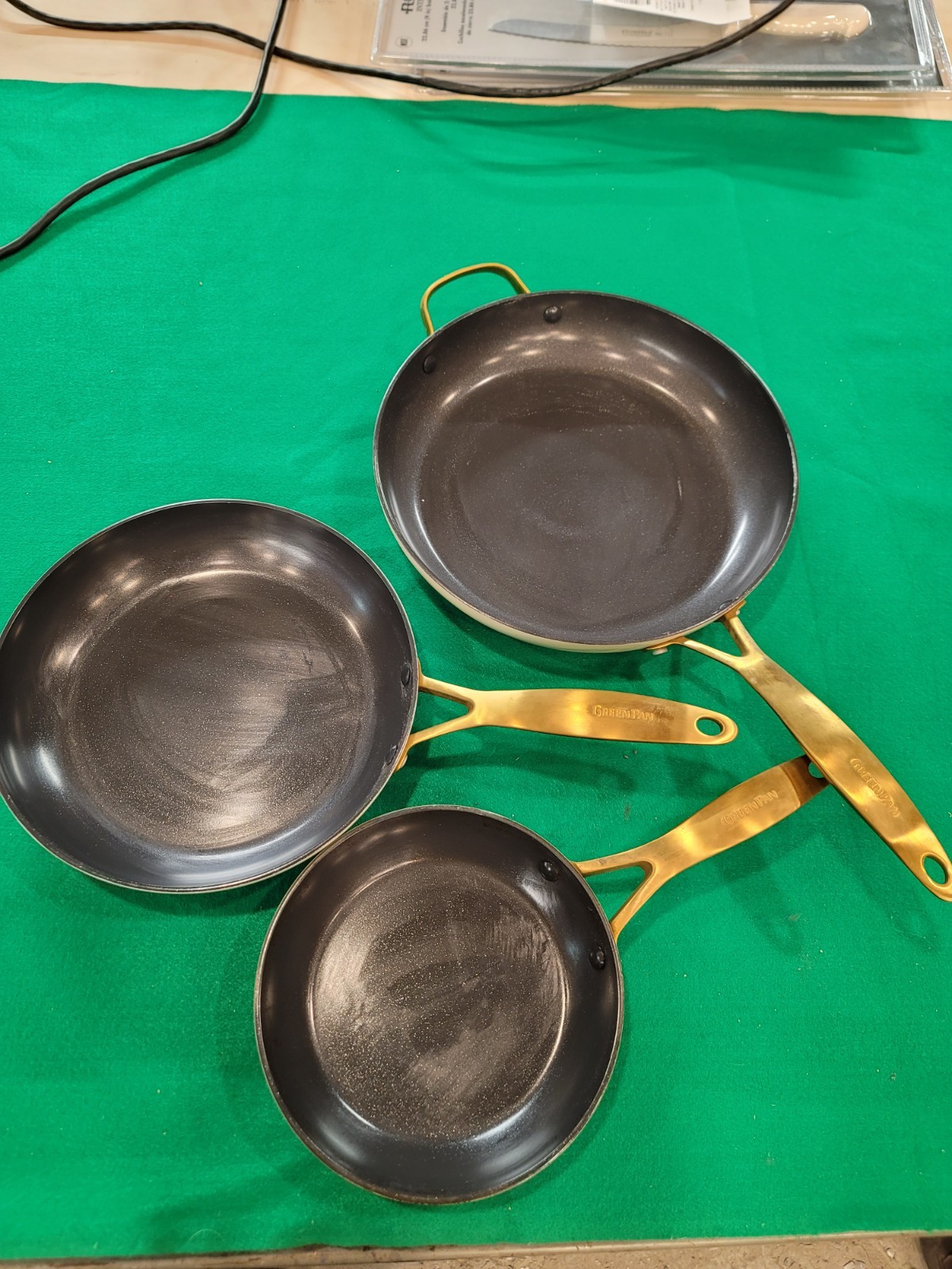 GreenPan – Jewel Pro 3-Piece Frypan Set (8”, 10”, 12”) – Nonstick Cookware USED