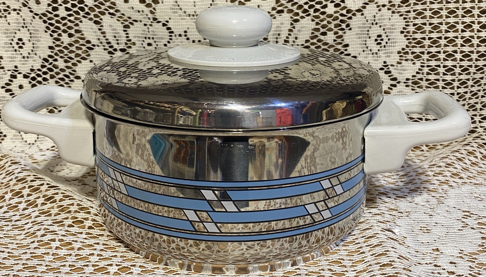 Fissler Solaryme 11 Dot Germany Stainless Steel Saucepan With Lid 1-qt. Capacity