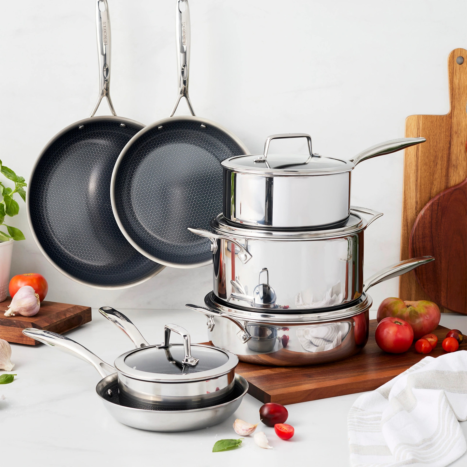 Henckels Paradigm Ceramic Non-Stick 11-piece Cookware Set, Stainless, NEW