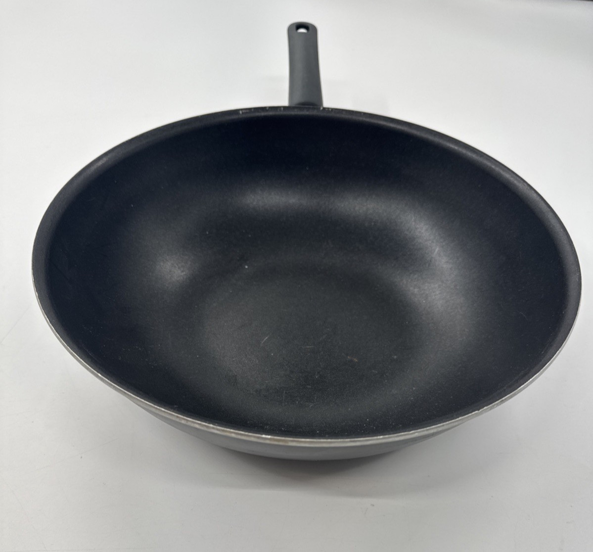 Pampered Chef Wok 12 Inch Nonstick Skillet For Stir Fry 19″ With Handle NO LID