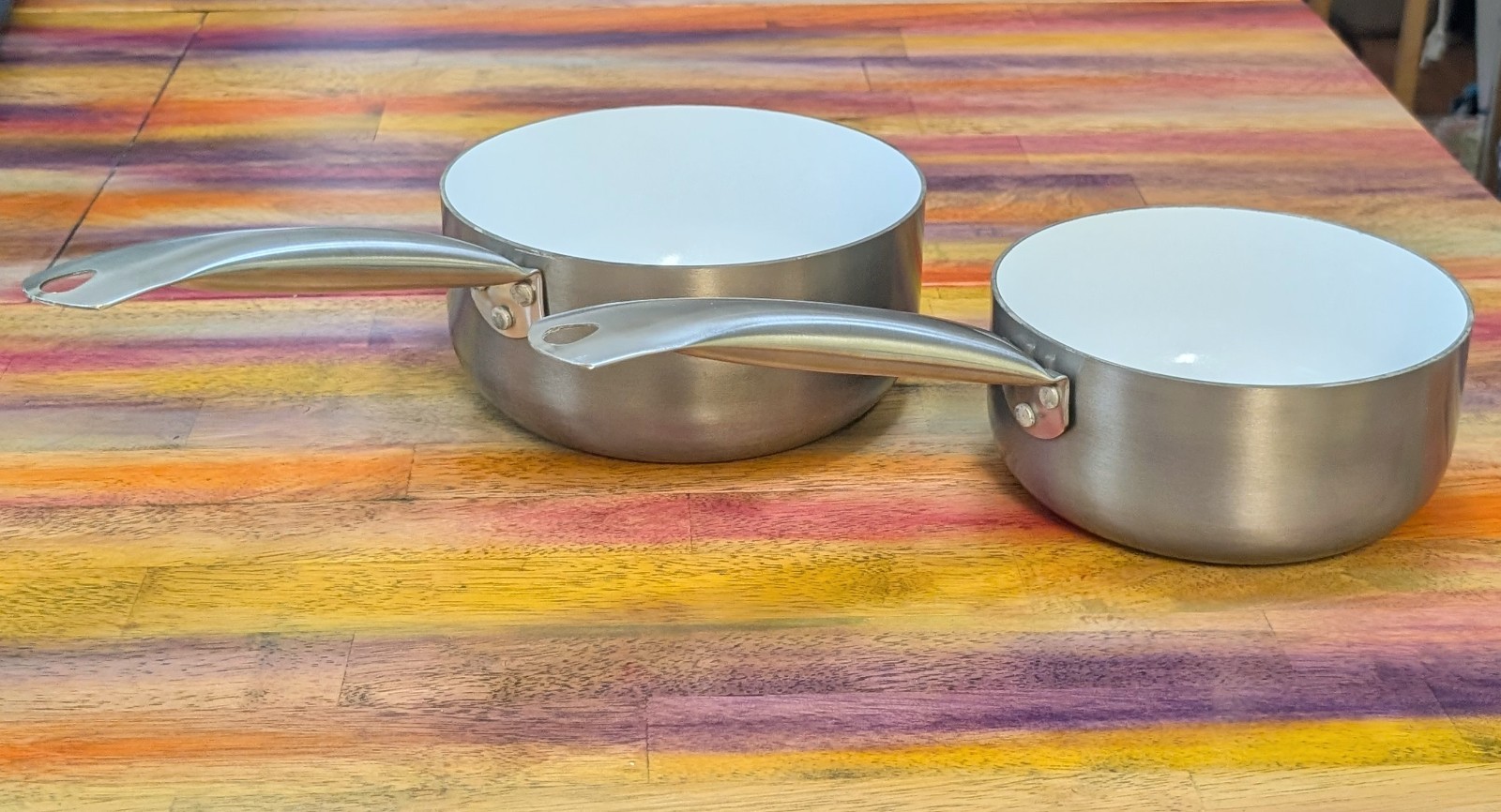 ⭐Oster Pot Pan Non Stick 2 Piece Aluminum Cookware Set in Gray Metal Handles