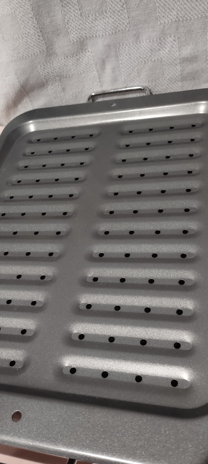 Good cook Premium Nonstick 2 Piece Broiler Pan Set used once.